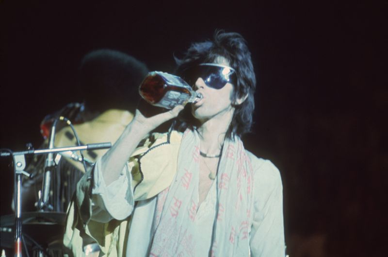 Keith Swigs On Stage