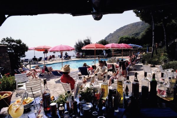 Poolside Bar