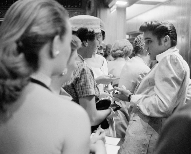 Elvis With Fans