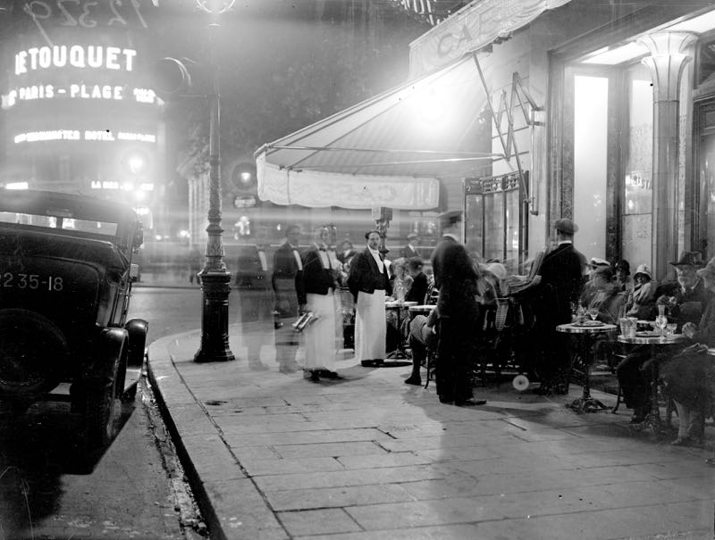 Paris Café